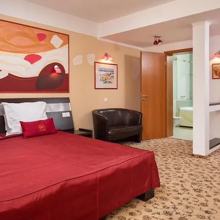 Grand Hotel 4*