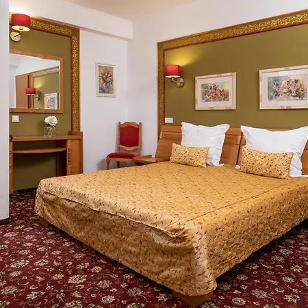 Grand 4* Brasov