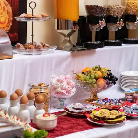 Grand Hotel